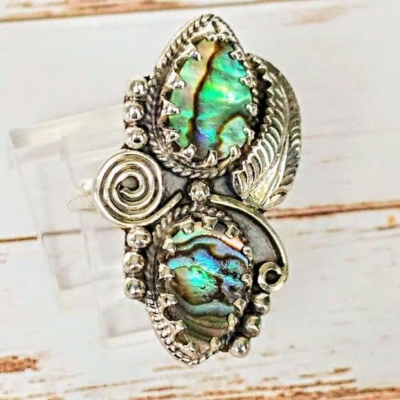 The Girl With Kaleidoscope Eyes Jewelry - Mermaid's Dream Abalone Artisan Ring
